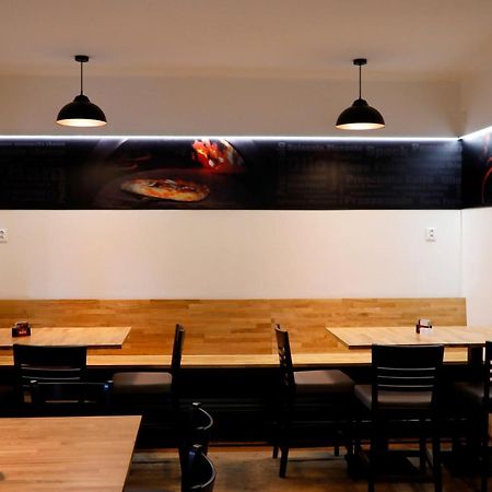Penzion&Pizzerie U Massima วิชคอฟ ภายนอก รูปภาพ